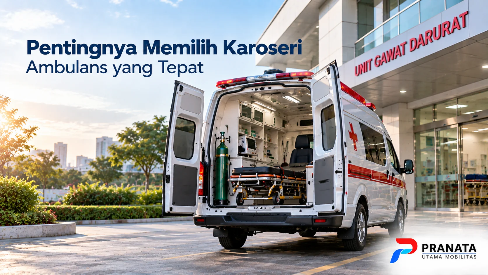 Karoseri ambulans dengan fasilitas medis untuk mendukung pelayanan kesehatan.